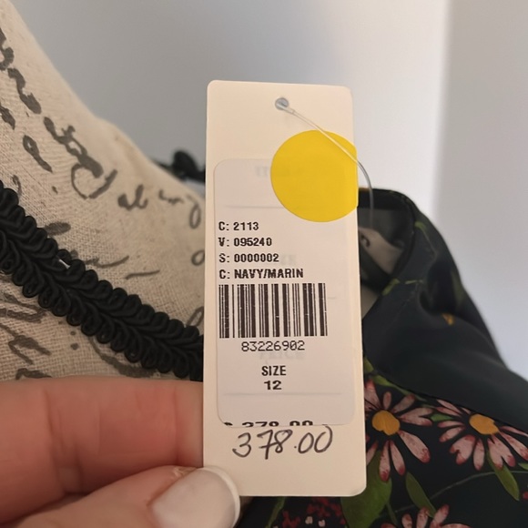 COPY - This stunning stretch silk long maxi is just gorgeous with tags - Picture 5 of 6